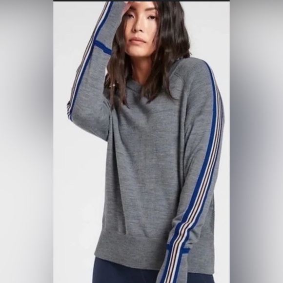 Athleta Sweaters - Athleta‎ Canyon Colorblock Sweater Gray Women’s Medium Minimalist Capsule